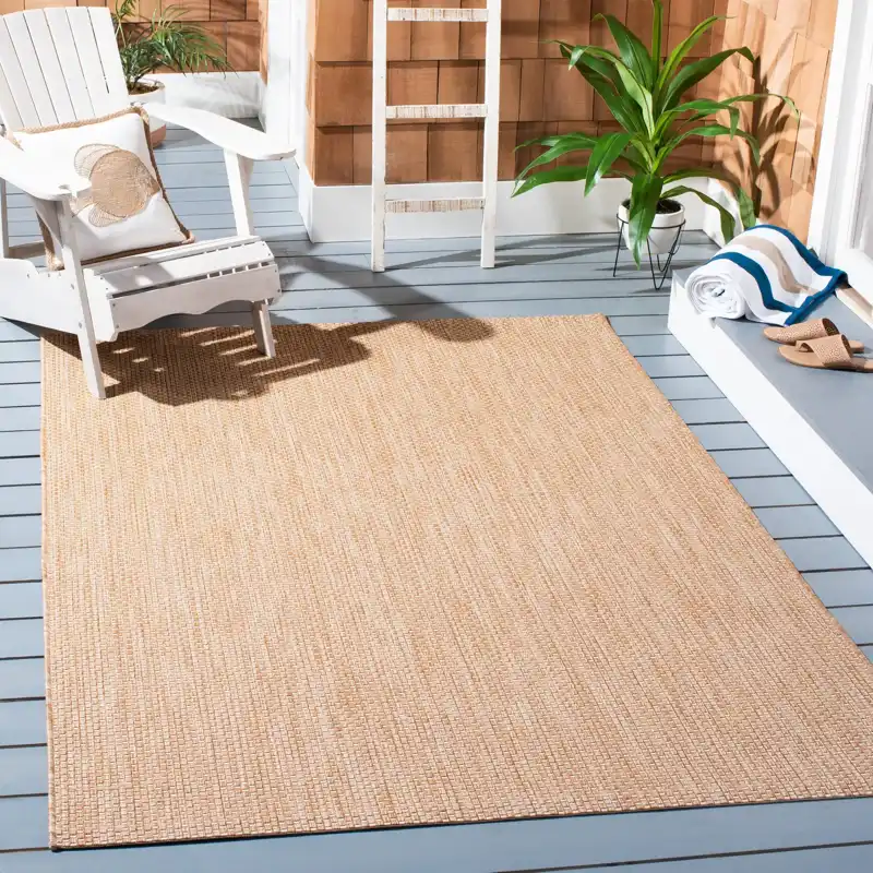 Best rugs for outdoor patios in Dubai's sunny weather